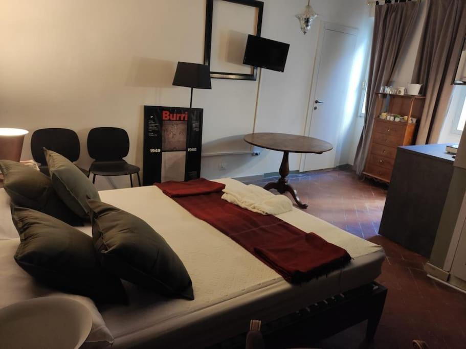 Lovely Portion Of Property Near Piazza Santo Spirito Florencie Exteriér fotografie
